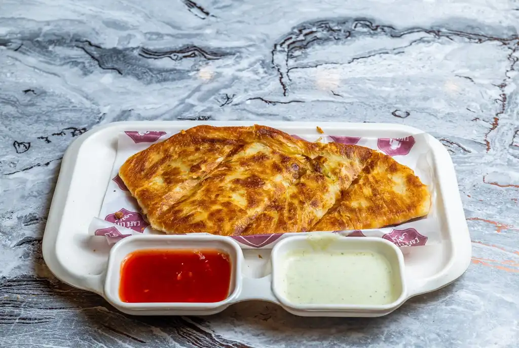 CheesyLicious Paratha