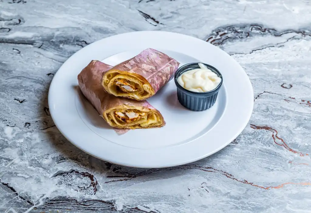 Mayo Garlic Roll